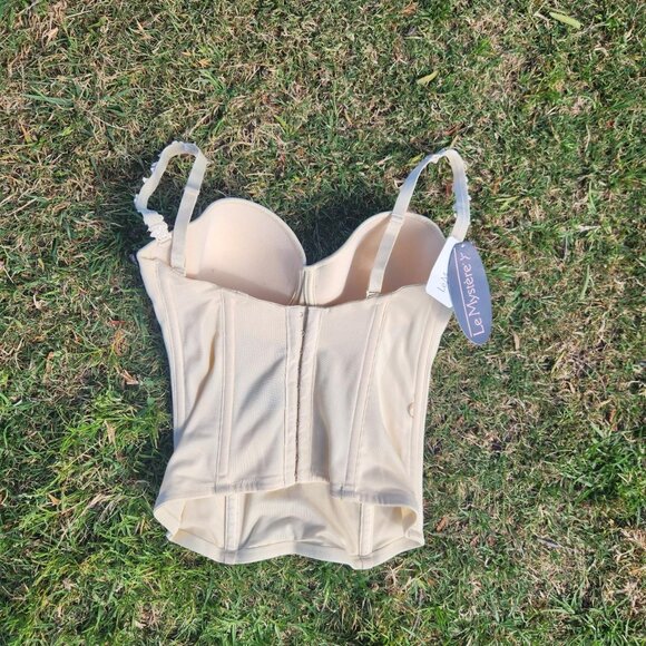Le Mystère Ivory Corset Top ! - Picture 4 of 6